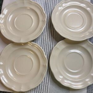 Elegant Cream Dinner Plates Set